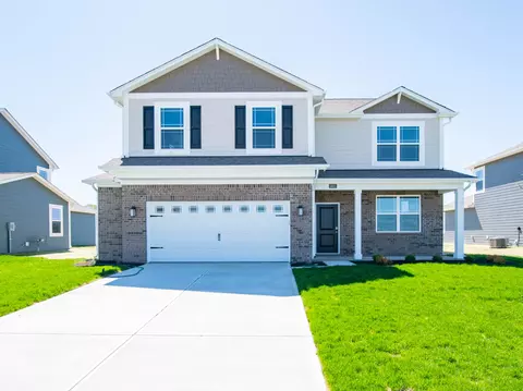5825 Sleighbell Dr, Greenwood, IN 46143