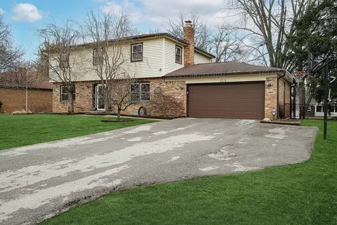 429 Lansdowne Rd, Indianapolis, IN 46234