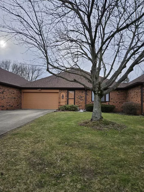 1208 Willow Springs Blvd, Brownsburg, IN 46112
