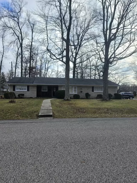 325 Bay St, North Vernon, IN 47265