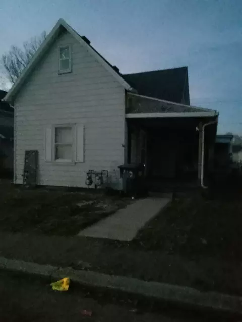 112 W Madison St, Alexandria, IN 46001