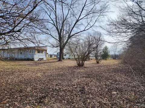 3374 W Oregon Church Rd, Terre Haute, IN 47802