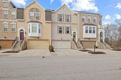 718 Greenford Trl N, Carmel, IN 46032