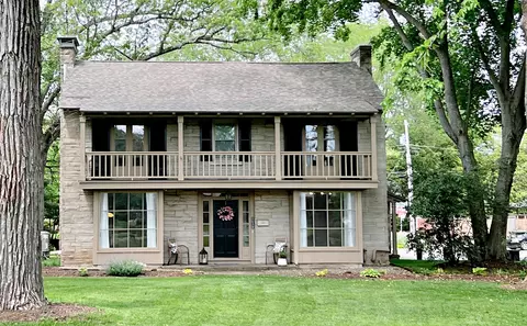 2638 Washington St, Columbus, IN 47201