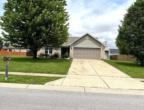 956 Arabian Way, Bargersville, IN 46106