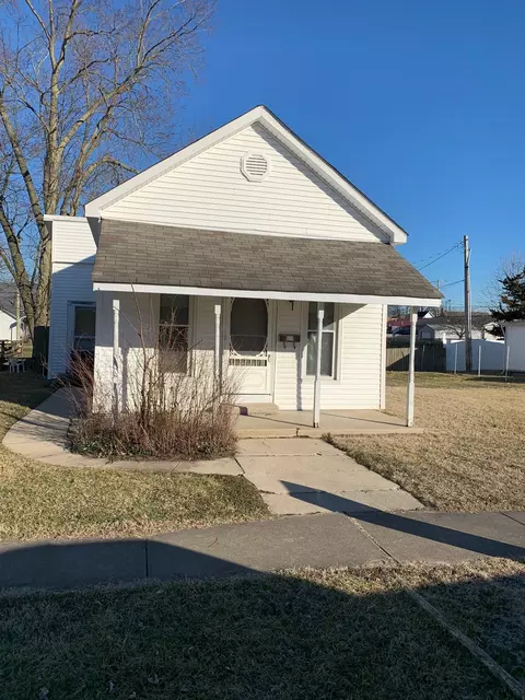 209 N Main St, Edinburgh, IN 46124