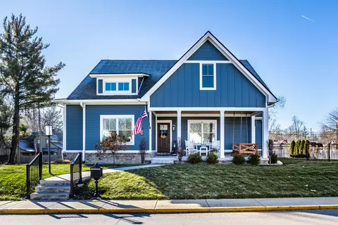 389 Mulberry St, Danville, IN 46122