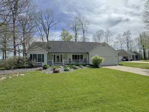 2631 E Beechwood Trl E, Morristown, IN 46161