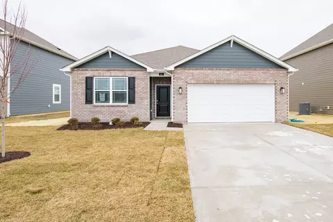 613 Blarney Dr, Pendleton, IN 46064