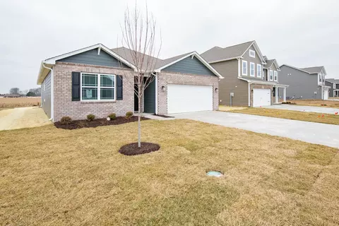 Exterior - 613 Blarney Dr, Pendleton, IN 46064 photo 3 of 11
