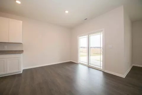Other - 613 Blarney Dr, Pendleton, IN 46064 photo 7 of 10