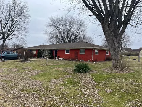 2693 E Woodside Dr, Mooresville, IN 46158
