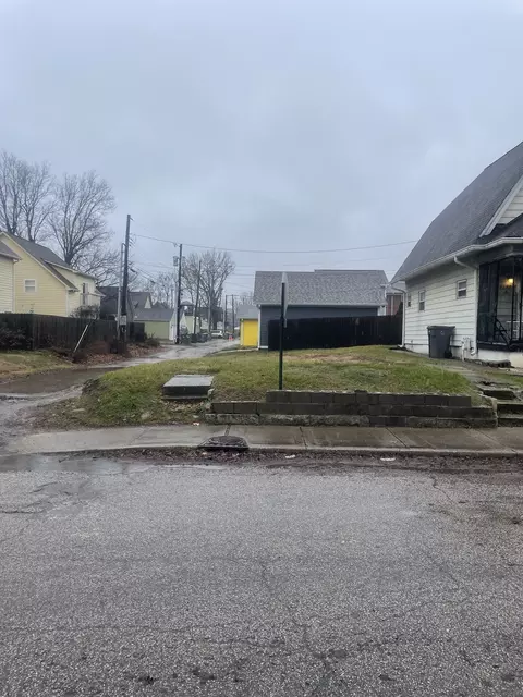 620 E 21st St E, Indianapolis, IN 46202