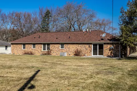 Exterior - 3917 Eastern Dr, Anderson, IN 46012 photo 7 of 13