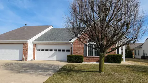 1436 Old Stoney Dr, Greenwood, IN 46143