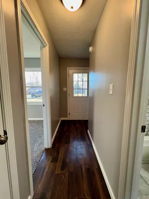 146 Schaefer Dr, Hope, IN 47246 photo 9