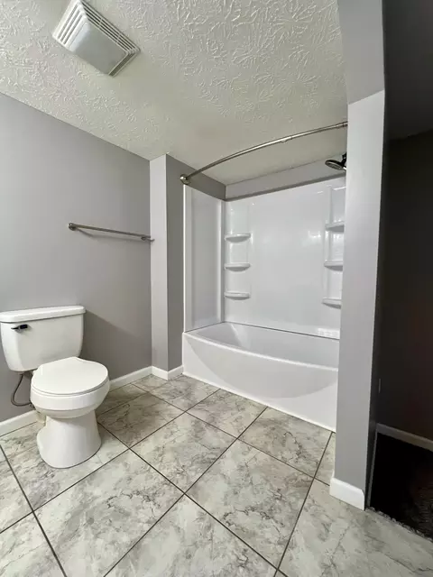 146 Schaefer Dr, Hope, IN 47246 photo 14