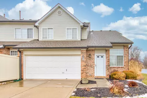 9442 Avon Strand #D, Avon, IN 46123