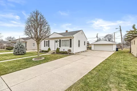 304 S 6th Ave, Beech Grove, IN 46107