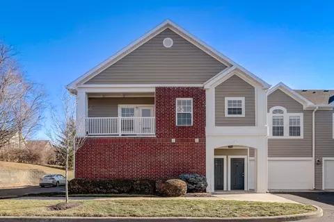 9756 Herring Gull Dr #E, Indianapolis, IN 46280
