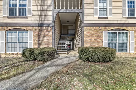 938 Ardsley Dr #B, Indianapolis, IN 46234