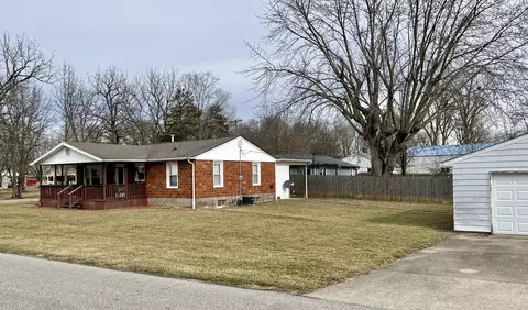 Exterior - 527 Scott St, Hope, IN 47246 photo 9 of 14