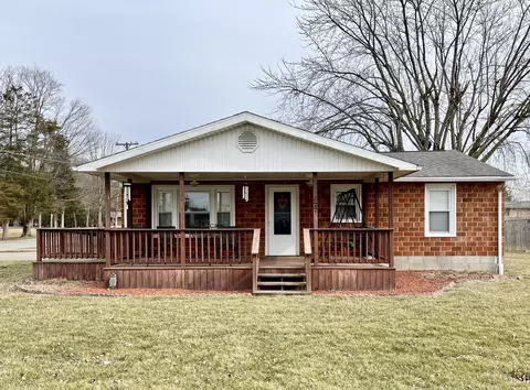 Exterior - 527 Scott St, Hope, IN 47246 photo 8 of 14