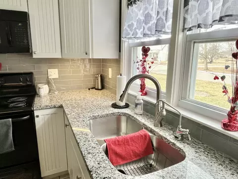 Kitchen - 527 Scott St, Hope, IN 47246 photo 1 of 4