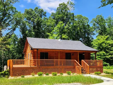 3255 Carmel Ridge Ln, Morgantown, IN 46160