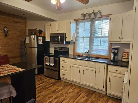203 W Main St, Milton, IN 47357