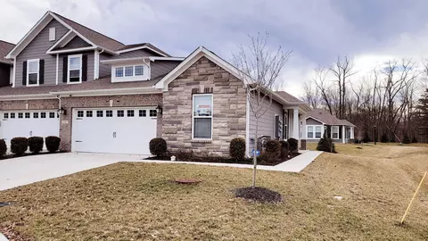 8283 Glacier Ridge Dr, Fishers, IN 46038