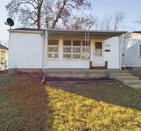 2725 Pearl St, Anderson, IN 46016