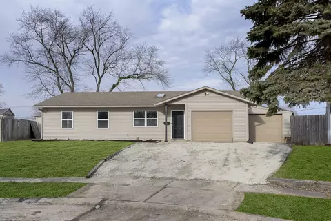 8840 Boehning Ct, Indianapolis, IN 46219