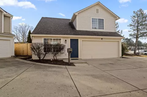 2253 Grand Fir Dr, Greenwood, IN 46143