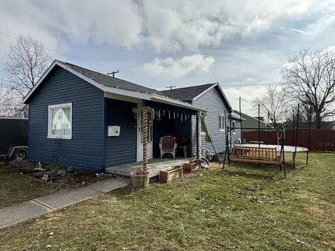 521 Walnut St, Tipton, IN 46072