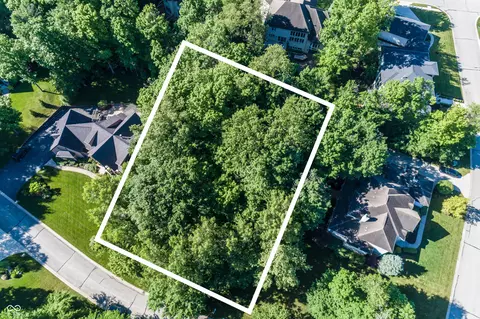 14707 Faucet Ln, Fishers, IN 46040