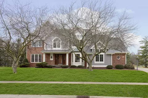 1425 Stoney Creek Cir, Carmel, IN 46032