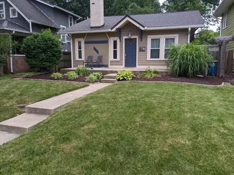 4424 Carrollton Ave, Indianapolis, IN 46205