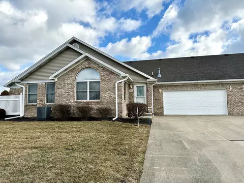 346 Dry Branch Dr, Crawfordsville, IN 47933