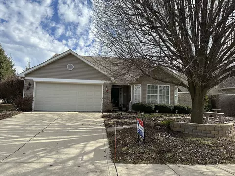 655 Westover Rd, Avon, IN 46123