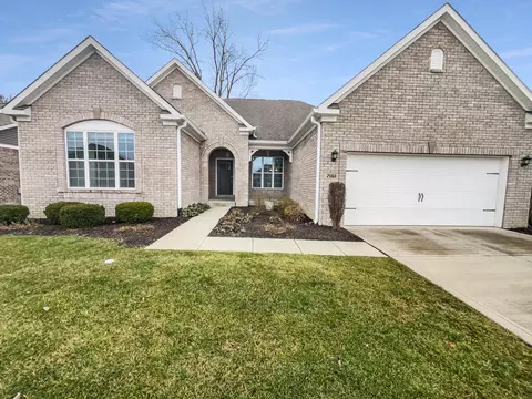 7161 W Mayer Dr, Greenfield, IN 46140