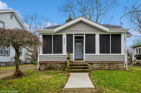 1303 E 29th St, Anderson, IN 46016