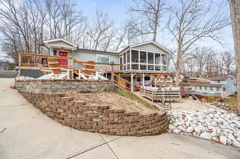6282 Heron Dr, Nineveh, IN 46164