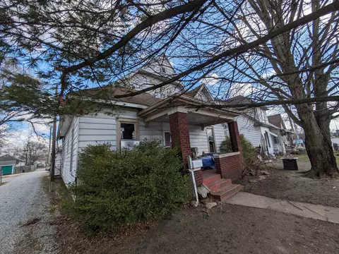 1019 Central Ave, Columbus, IN 47201