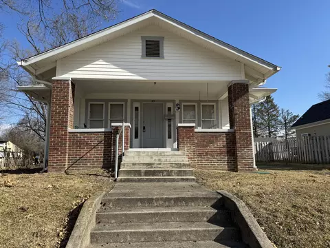 49 Walnut St, Indianapolis, IN 46227