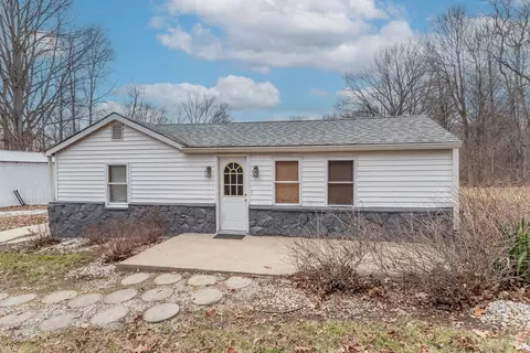 5884 N Blazing Star Rd, Monrovia, IN 46157