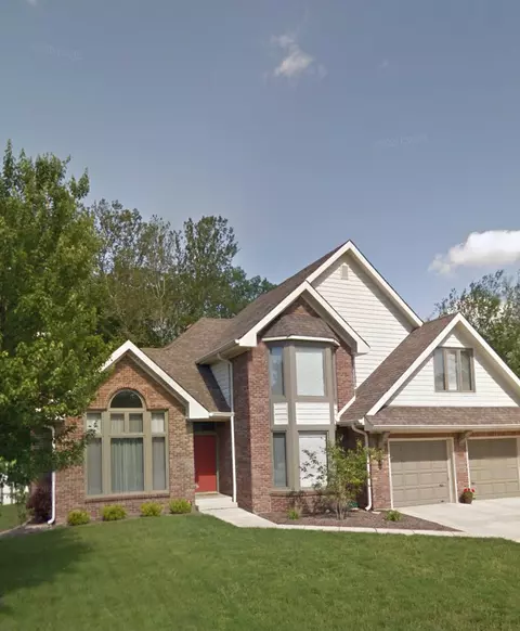 932 Creekside Ln, Plainfield, IN 46168