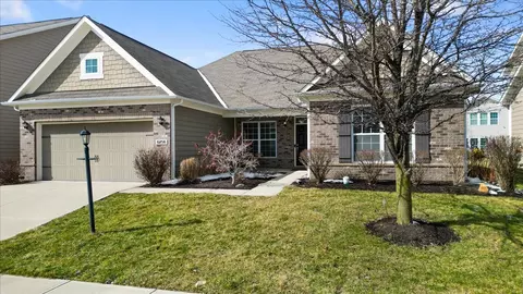 6256 Silver Leaf Dr, Zionsville, IN 46077