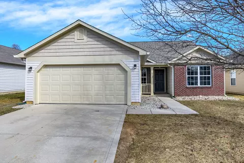 5707 Sweet River Dr, Indianapolis, IN 46221