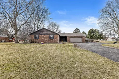 1342 James Dr, Avon, IN 46123